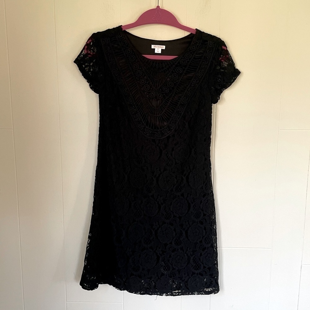 Xhiliration little black dress ~ crochet lace ~ lined ~ women’s sz Small